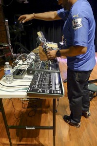 Sunil drops a cable 